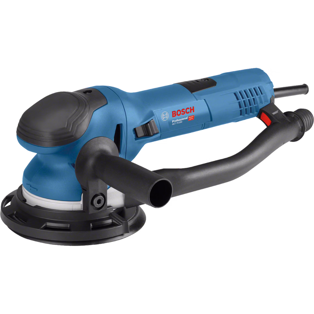 Gros plan produit d'une ponceuse orbitale électrique Bosch Professional de couleur bleue sur fond blanc. L'appareil présente un boîtier arrondi bleu avec une surface supérieure noire antidérapante, une poignée auxiliaire ergonomique en D noire à l'avant et un corps principal allongé doté d'ouvertures de ventilation et d'un câble d'alimentation à l'arrière. Sous l'appareil se trouve un grand plateau de ponçage circulaire avec une jupe de protection noire ; le boîtier affiche le logo rouge BOSCH et l'inscription 'Professional'. La ponceuse est également équipée d'un raccord d'aspiration de poussières intégré au niveau de la poignée, d'un interrupteur marche/arrêt noir avec un accent rouge et d'une construction plastique robuste destinée à un usage professionnel.